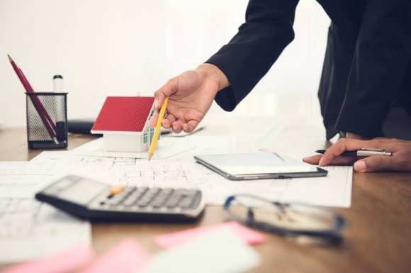 Choisir une entreprise tous corps d'état pour un projet de construction à La Roche-sur-Foron - BRIGADE DU BÂTIMENT